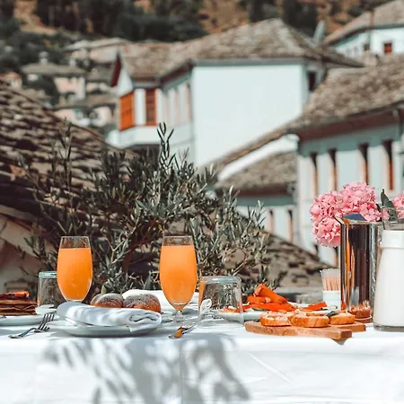 Argjiro Gjirokastër