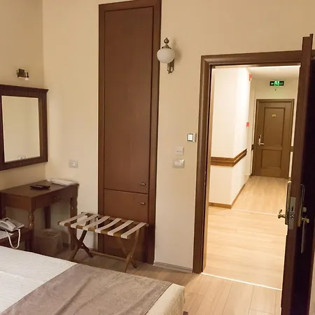 Argjiro Hotel