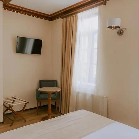 Argjiro Hotell Gjirokastër
