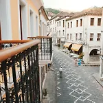 Hotel Argjiro 4*