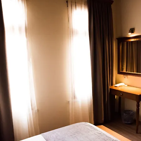 Argjiro Gjirokastër