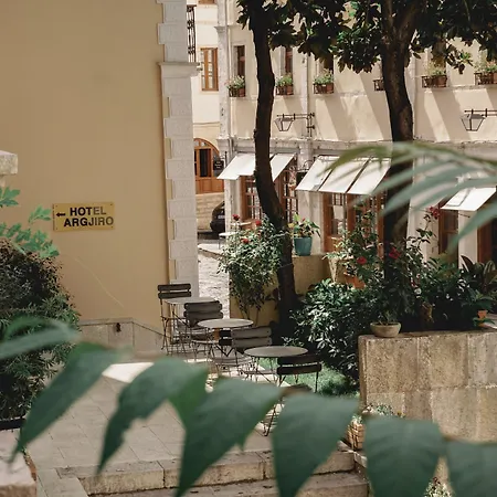 Hotel Argjiro 4*