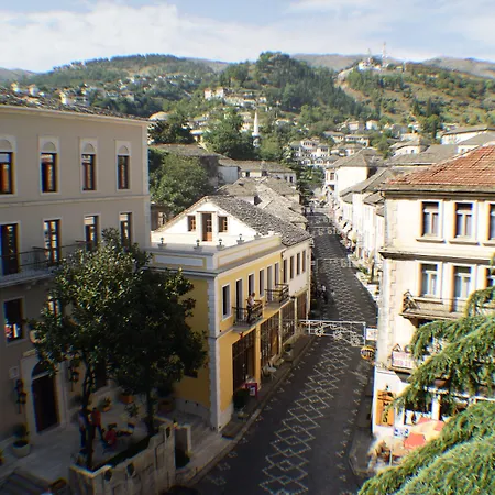מלון Argjiro Gjirokastër