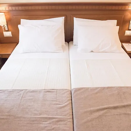 Hotel Argjiro